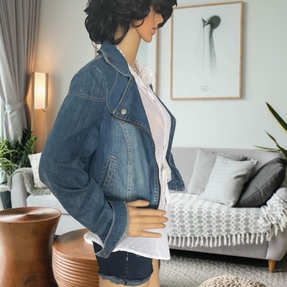 Asymmetrical Cropped Jean Jacket MNG by Mango - Picture 9 of 14